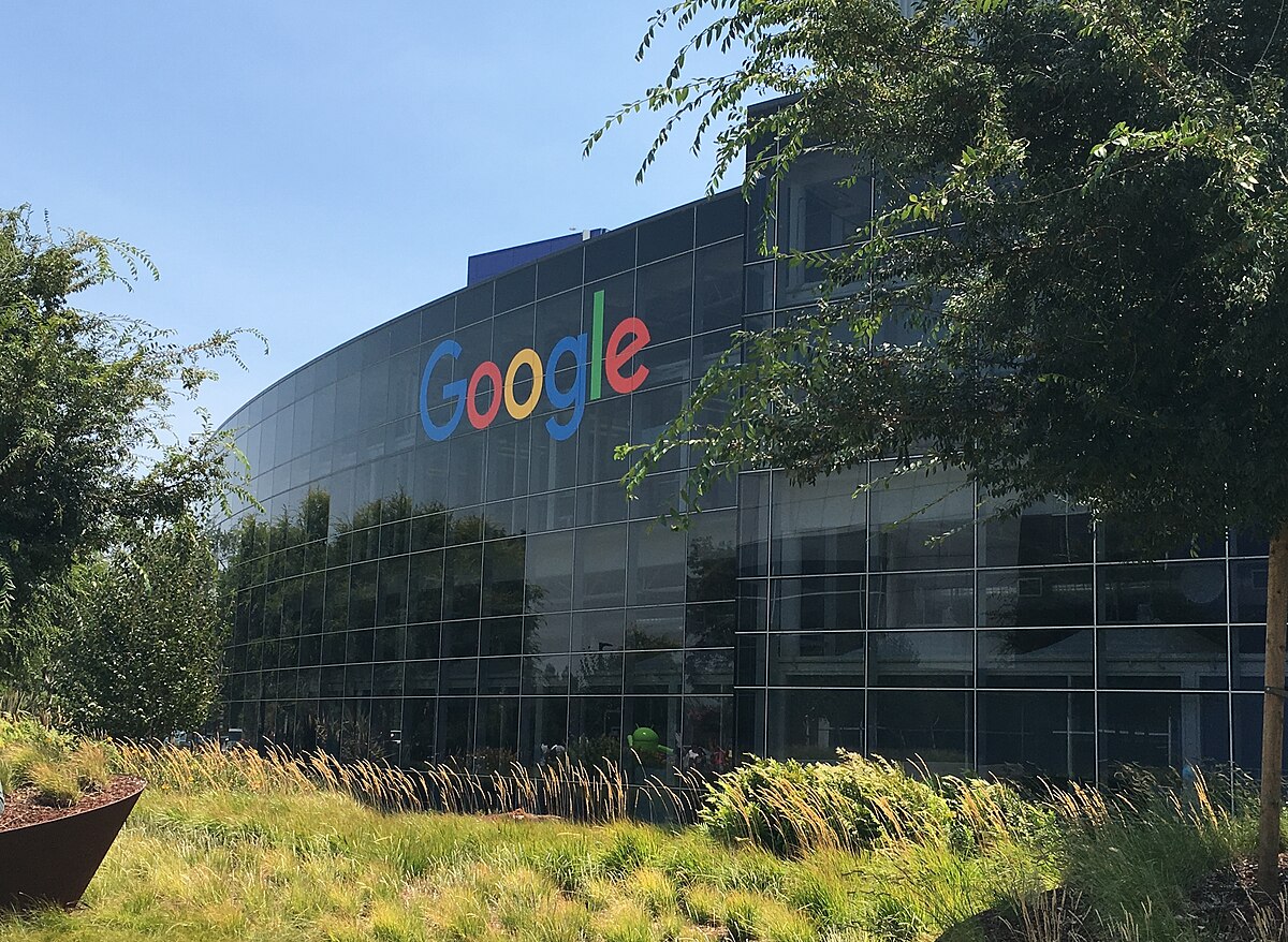 Google Secures Top Talent from Character.AI and Signs Licensing Agreement